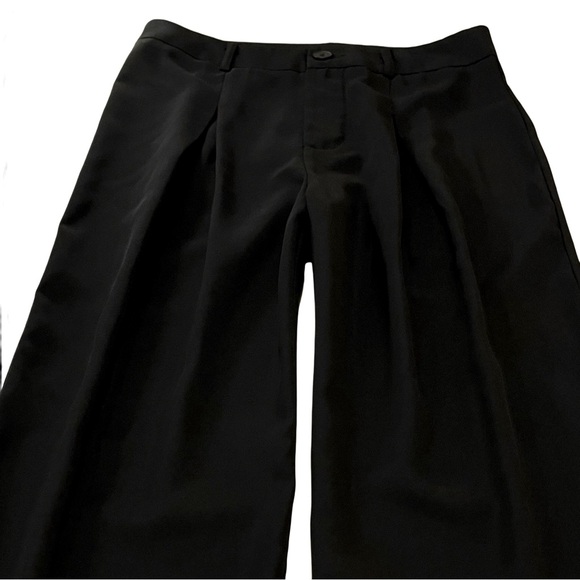Wide Leg High Rise Pleated Dress Pants. Black. Size Medium. NWOT. - Picture 6 of 10